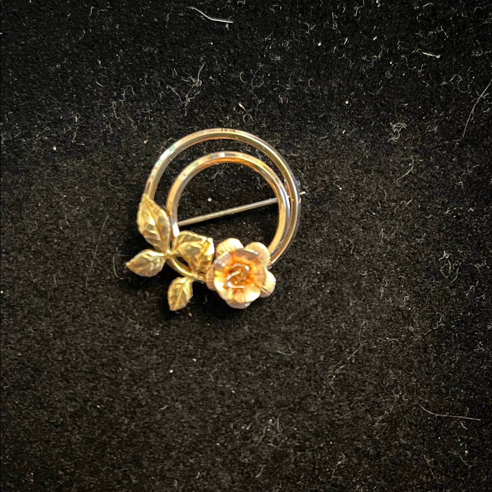 Gold and Rose Floral Brooch